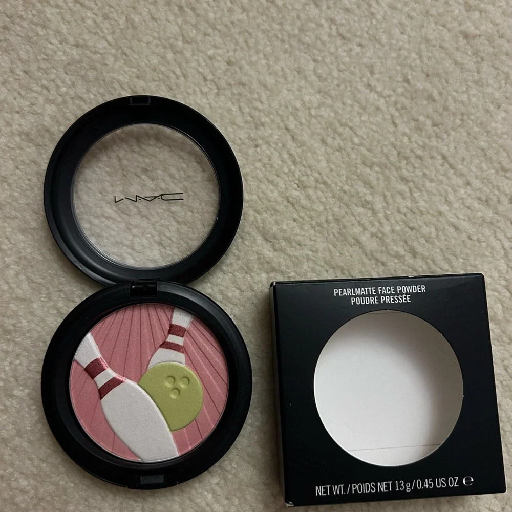 FLASH SALE Mac PearlMatte face powder - Picture 2 of 5